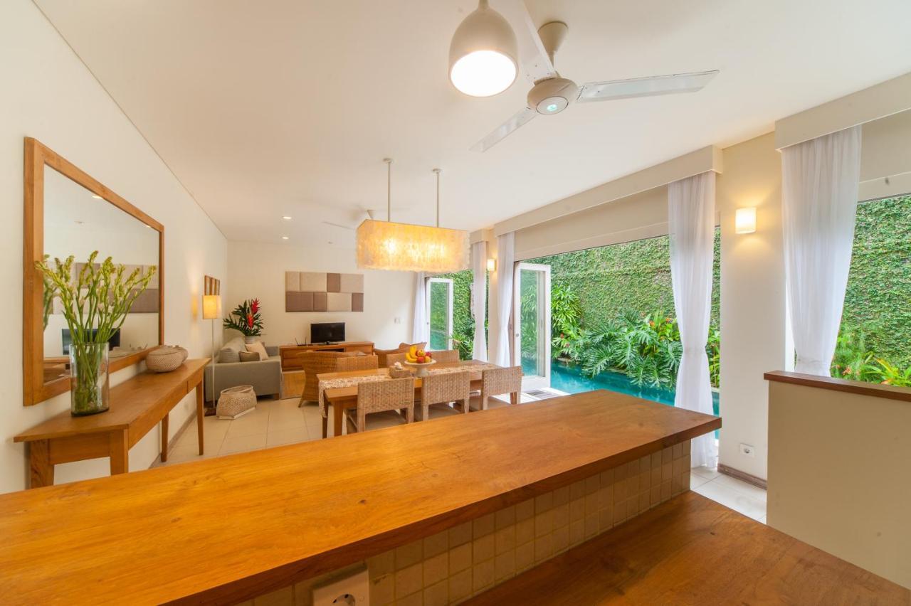 Casanusa Villa ジンバラン エクステリア 写真