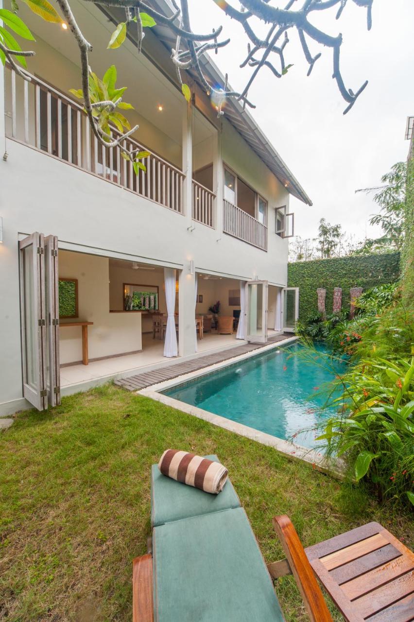 Casanusa Villa ジンバラン エクステリア 写真