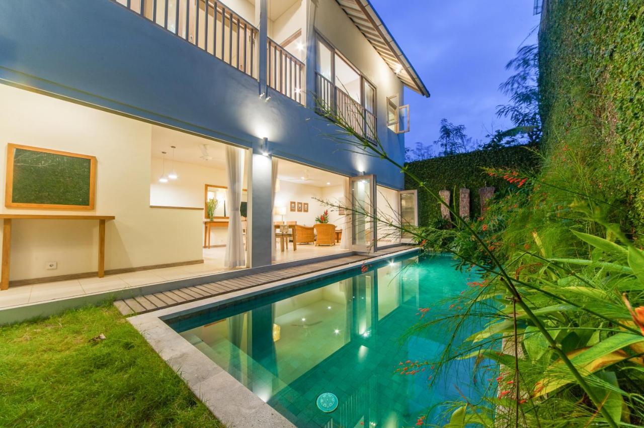 Casanusa Villa ジンバラン エクステリア 写真